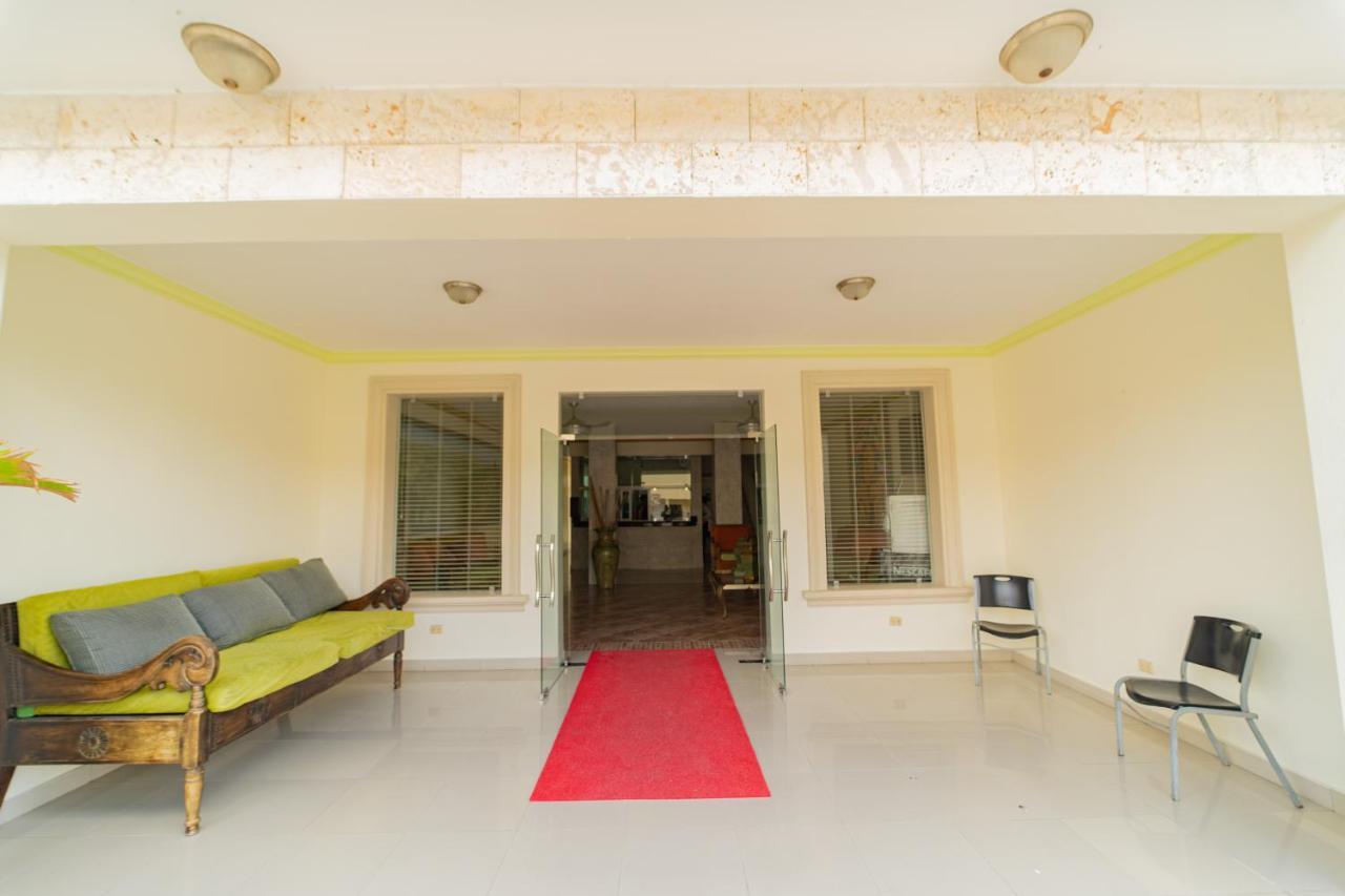 Hotel Yonu ปุนตากานา ภายนอก รูปภาพ